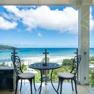  Апартаменты Sunset View Self Catering