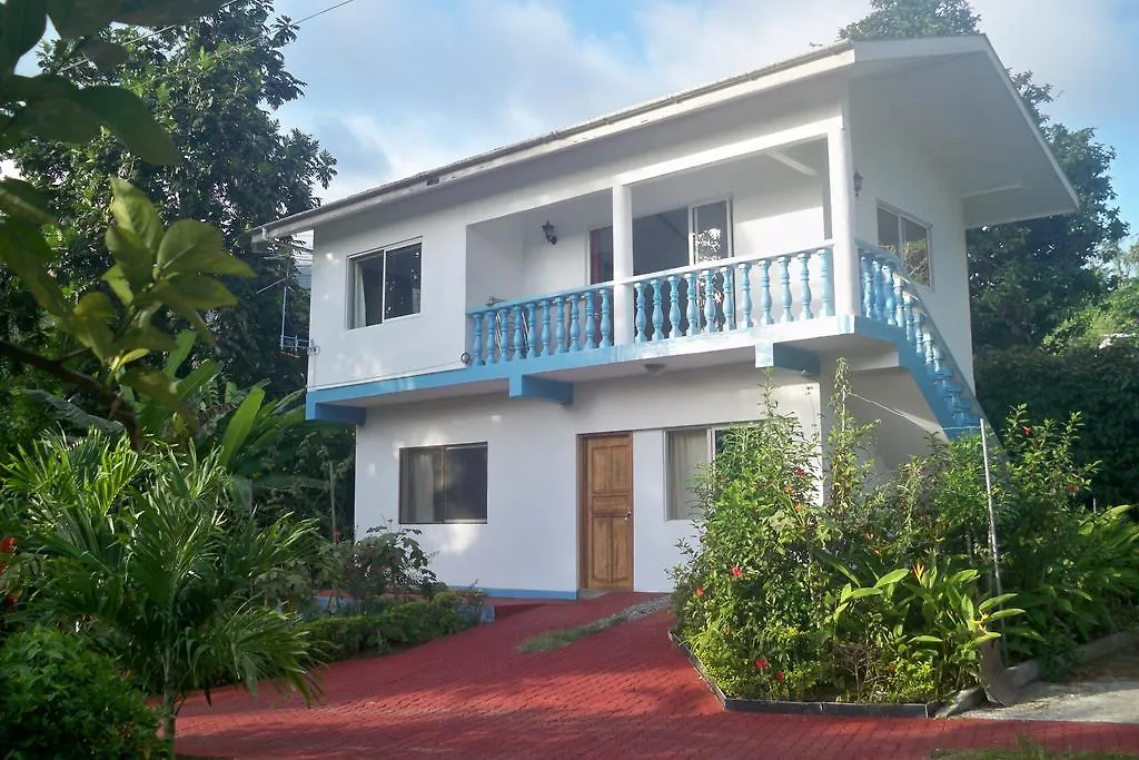 Villa Chez Julie à Anse Boileau Hébergement de vacances
