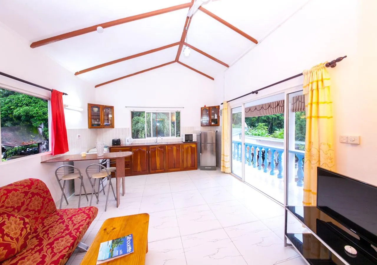 Villa Chez Julie à Anse Boileau Hébergement de vacances
